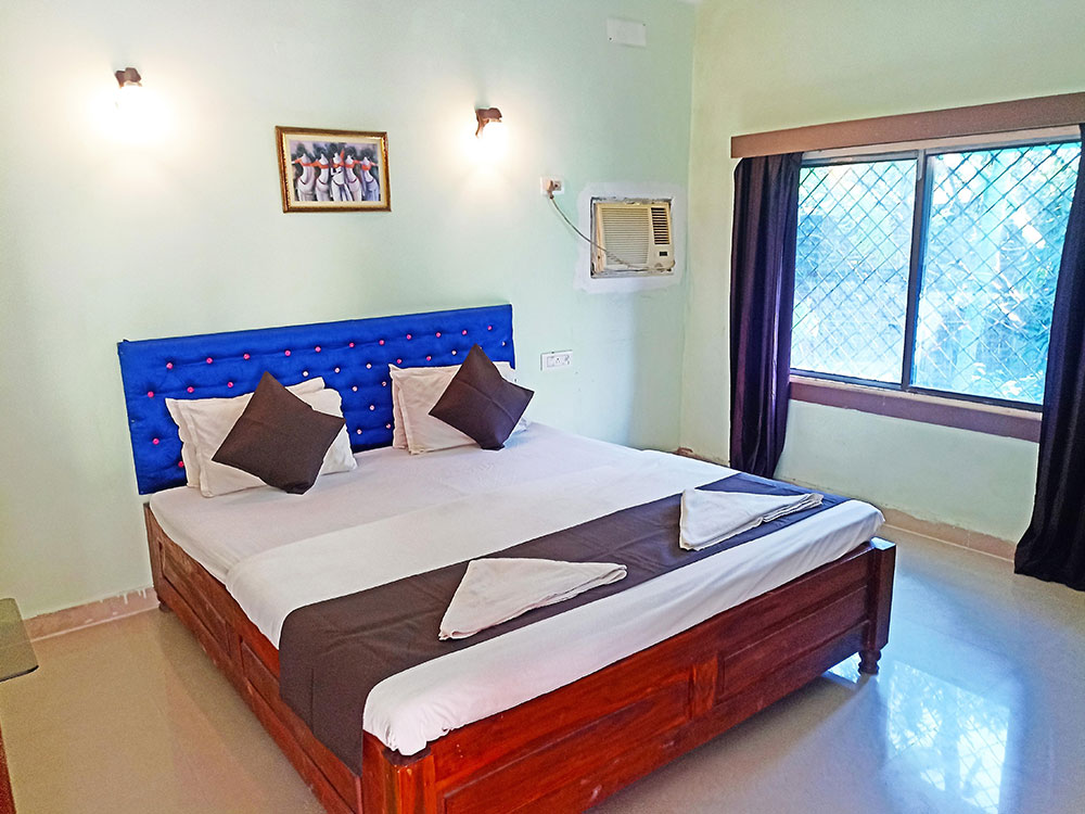 AC Garden View Cottage